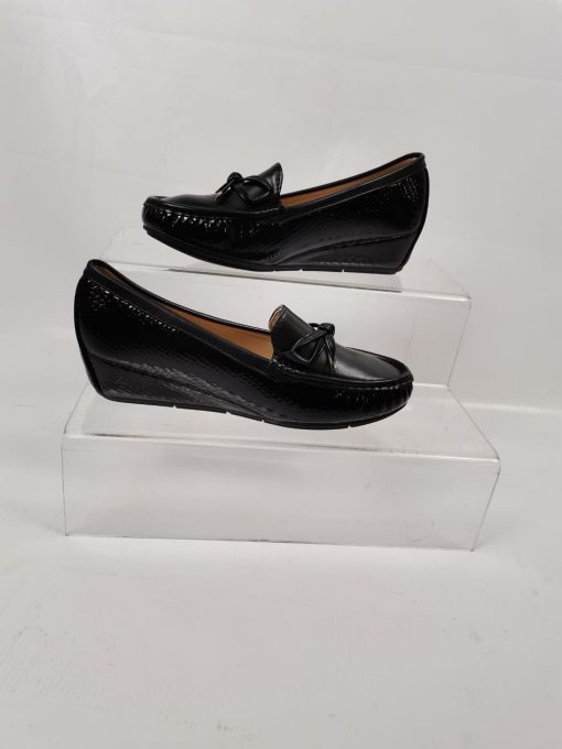 Ladies Wedge Shoe