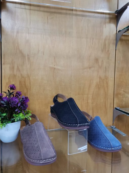 LADIES SANDALS